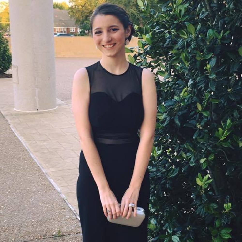 Meet your Posher, Daniela